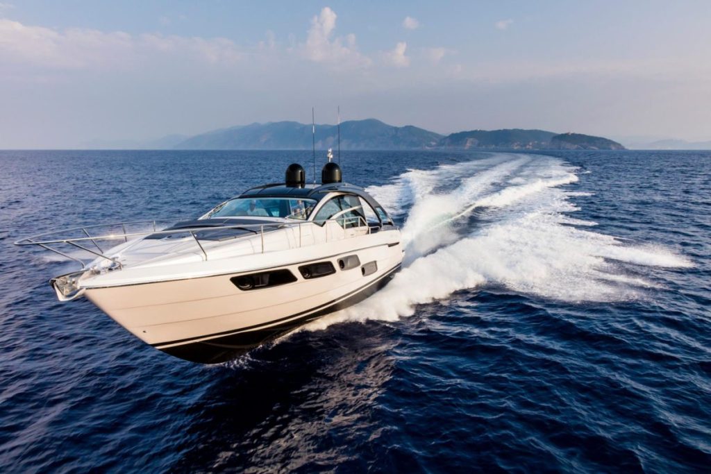 pershing 5x yacht charter dubai